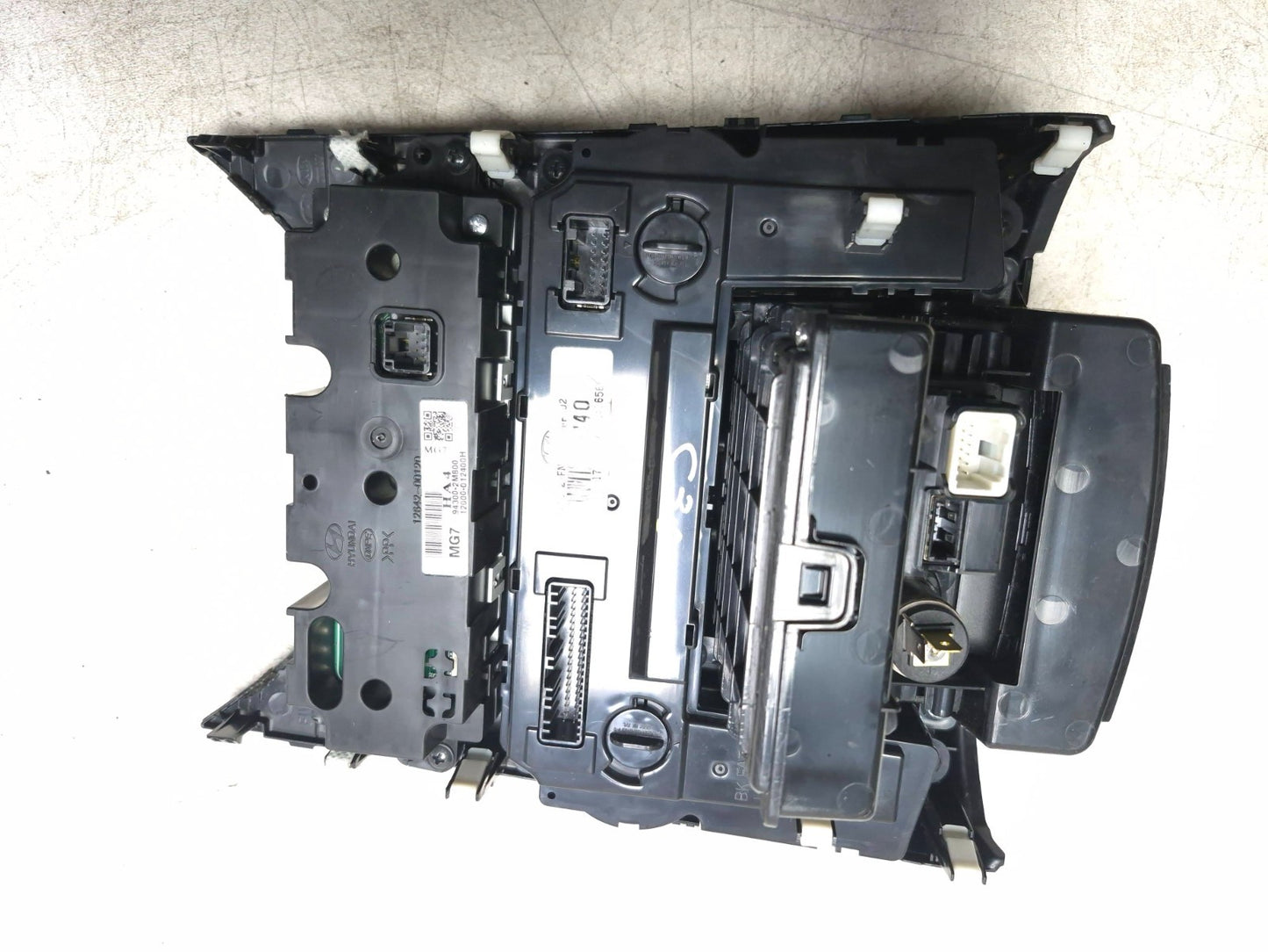 2013 Hyundai Genesis Coupe AC Heater Control Panel OEM