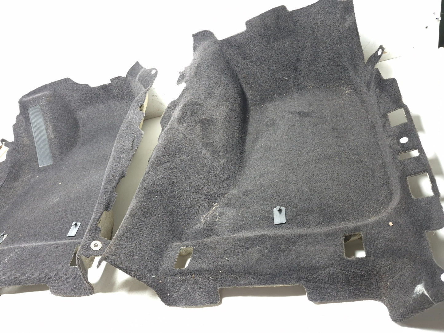 2018 Chrysler 300 Front Floor Interior Carpet Left & Right OEM