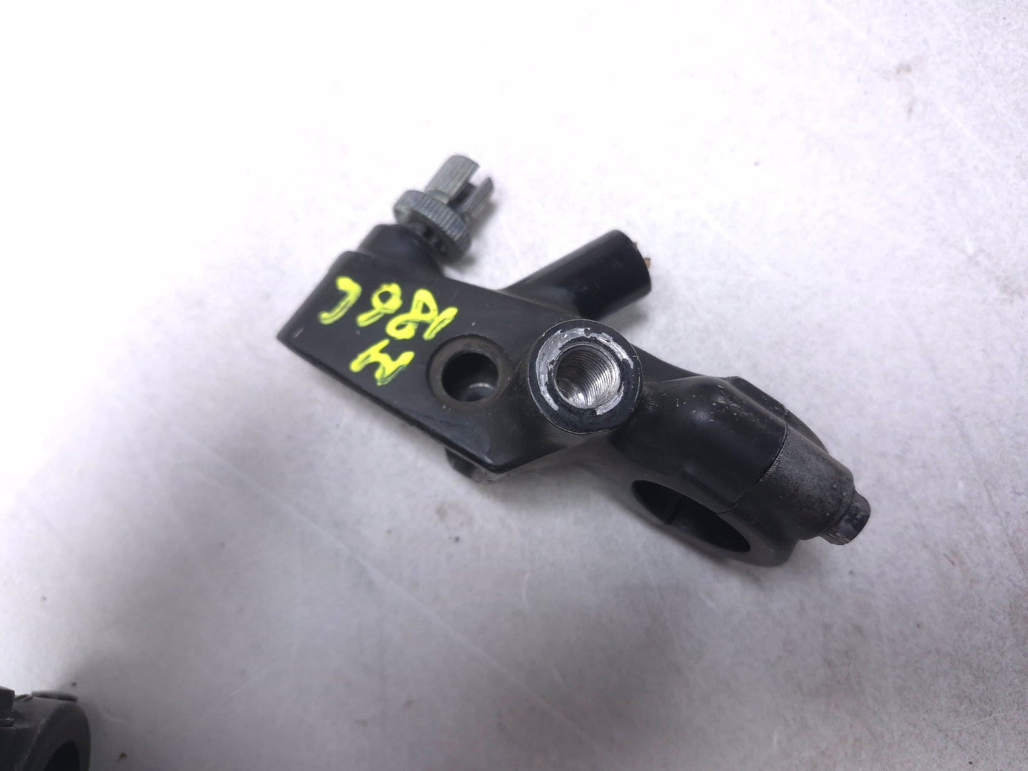 2020 Honda Cb300r Cbf300na Front Brake Master Cylinder & Clutch Perch Mount OEM
