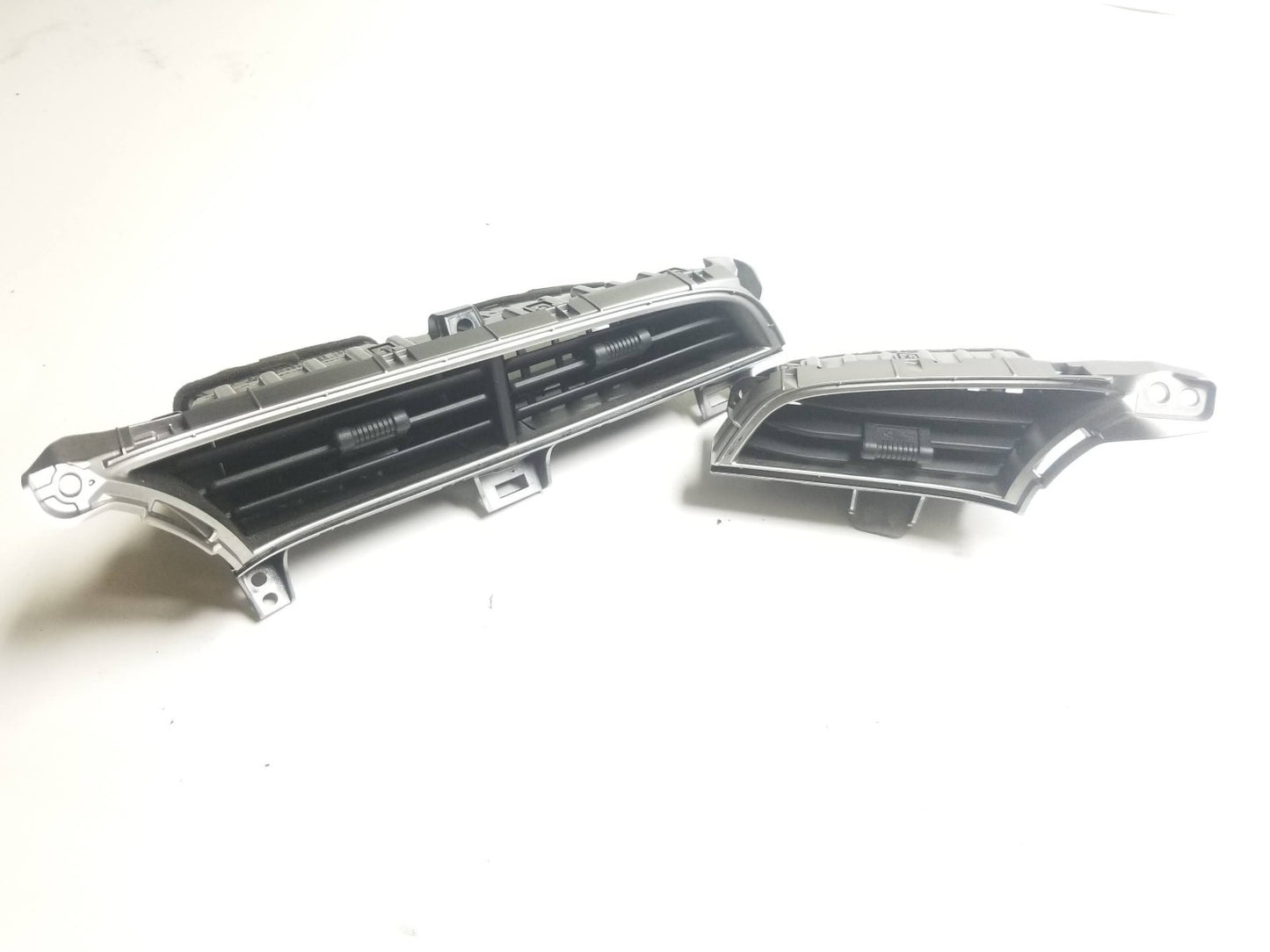 2011 Scion Tc Front Air Vent Grill Dash Panels Set 3 OEM