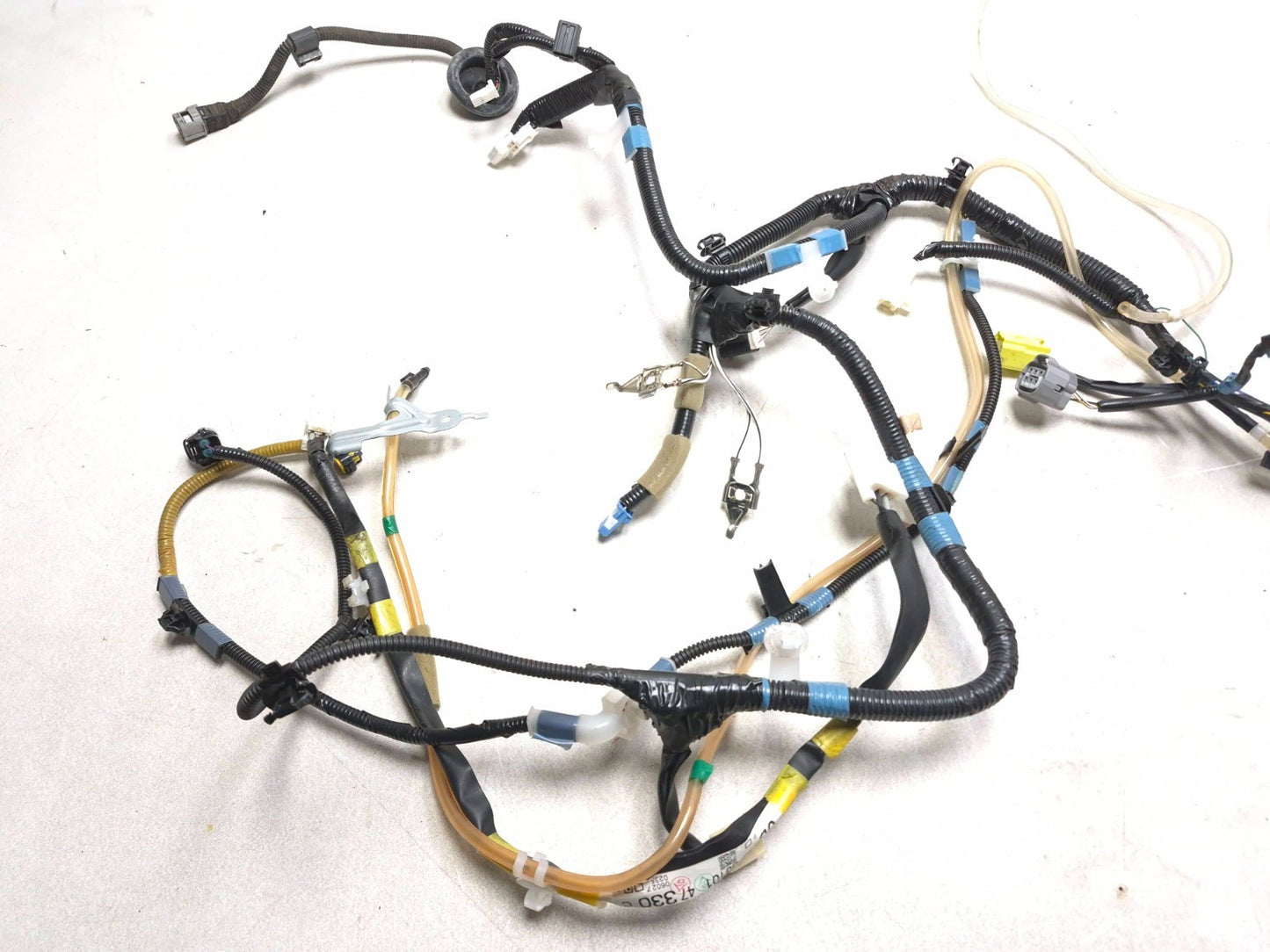 2011 Toyota Prius Interior Floor Wire Harnes Driver & Passenger Side Pair OEM