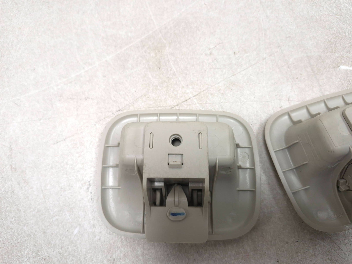 2013 Dodge Grand Caravan Cloth Hook Pair Oem✅