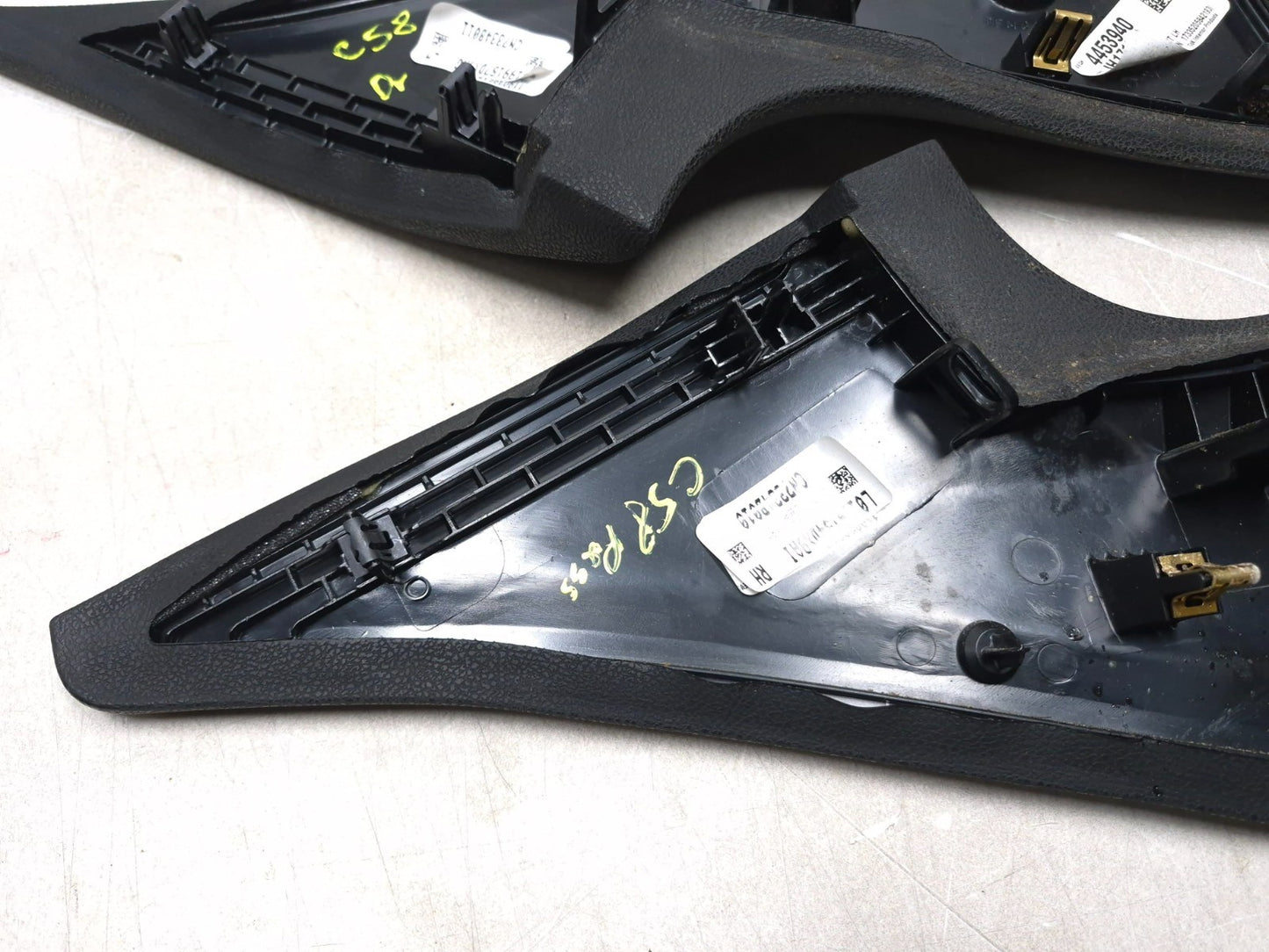 2018 Chrysler 300 Limited Center Console Left & Right Side Trim Cover Pair OEM