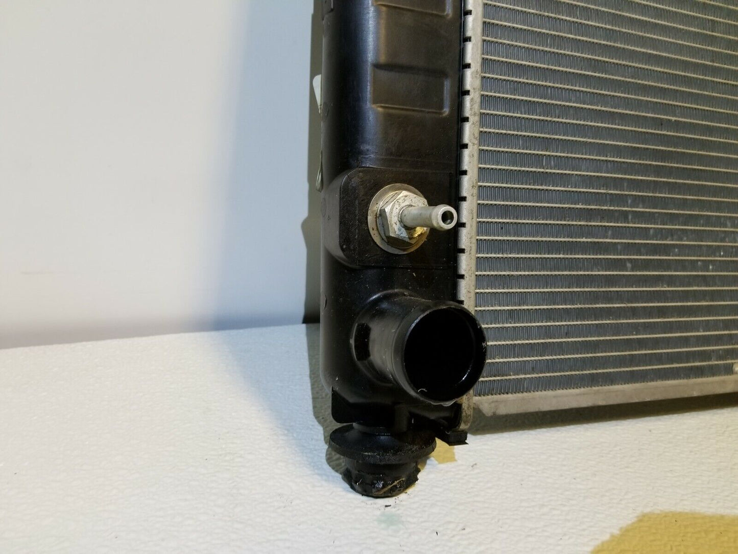 16 17 18 Nissan Maxima Radiator 21460-zn50b OEM 41k