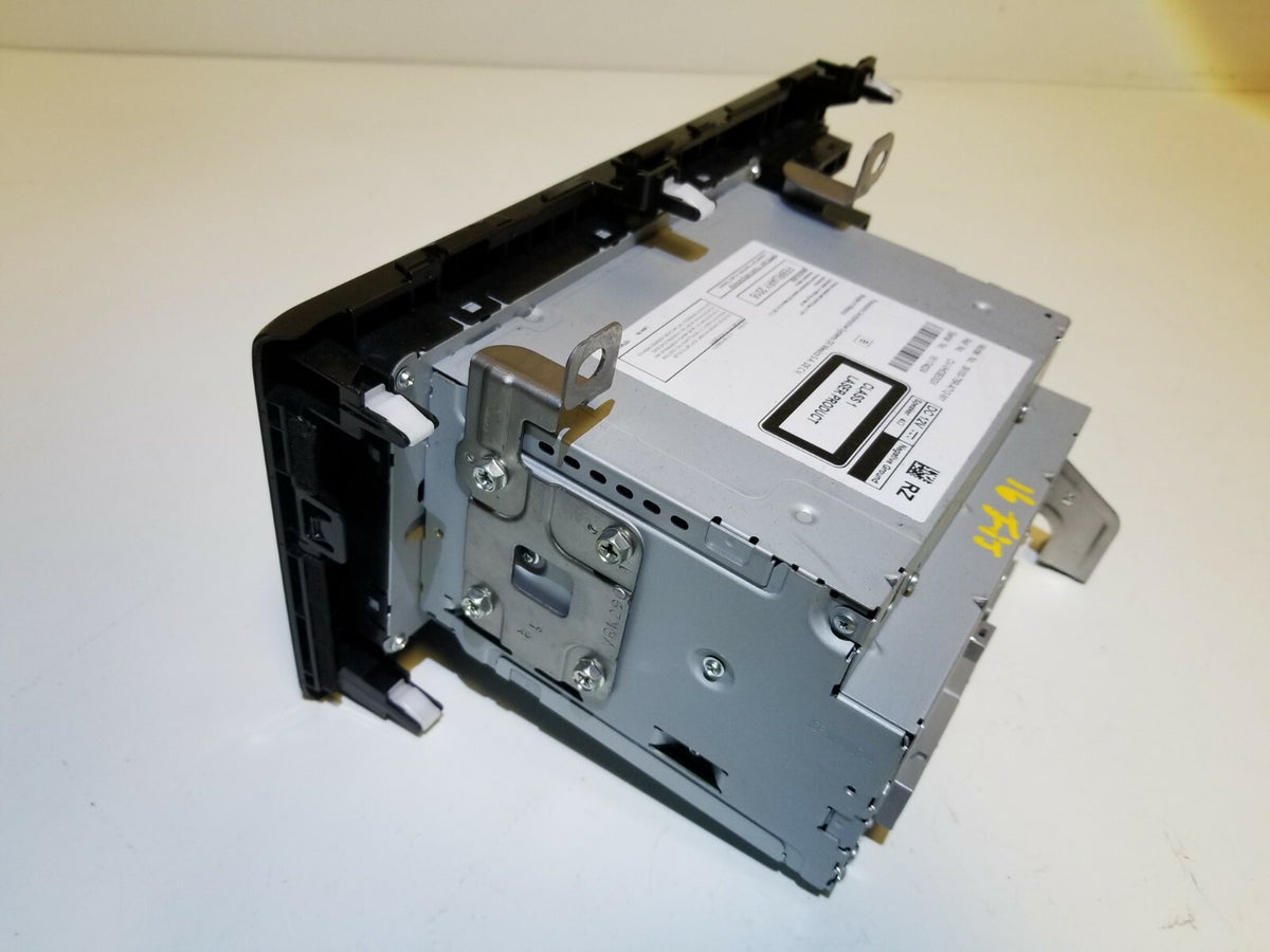 2016 Honda Fit Radio Receiver AM FM Cd Player OEM