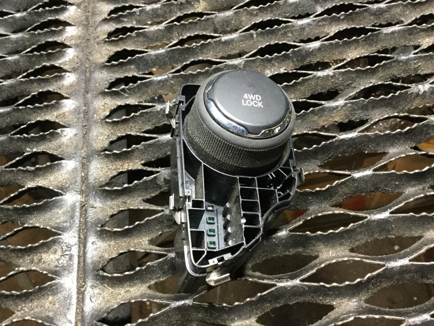 15 16 17 Jeep Renegade 4wd Lock Switch Button OEM