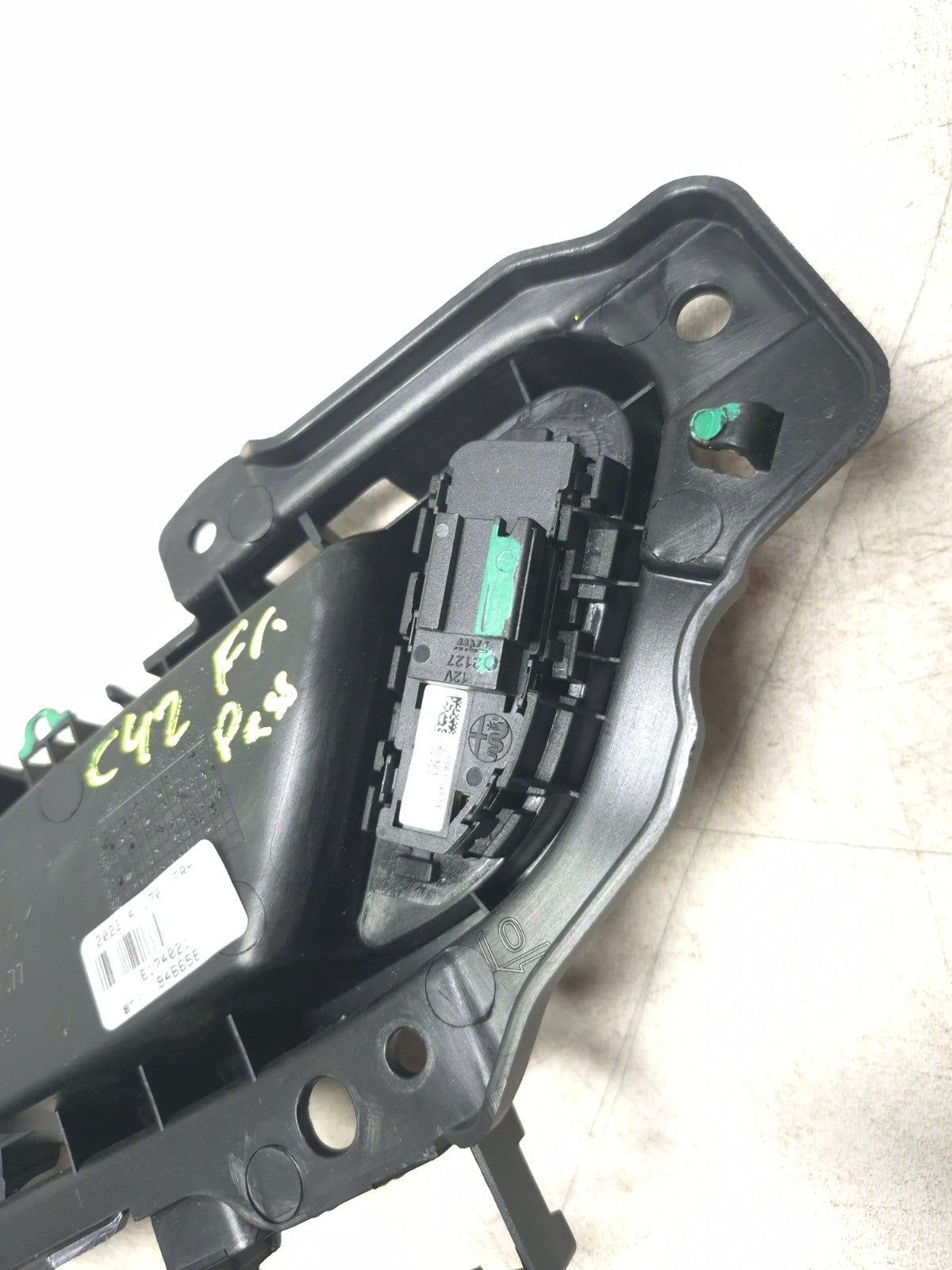 2024 Alfa Romeo Stelvio Interior Door Handle Front Passenger Side Right OEM