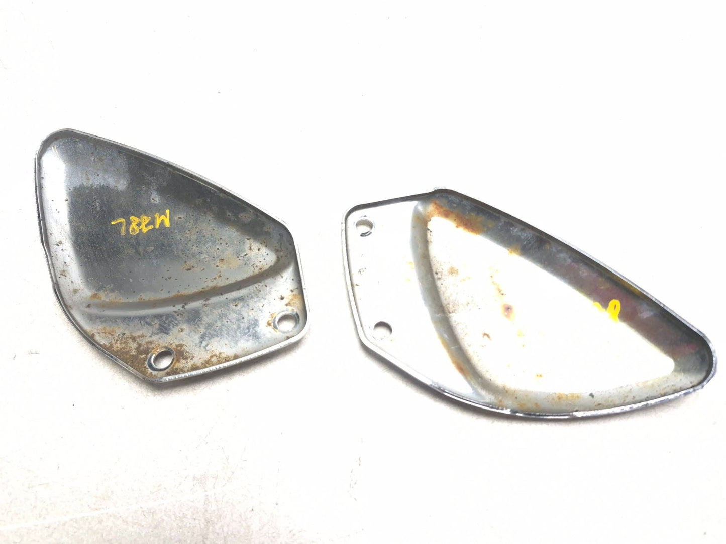 2006 Suzuki Katana Gsx600f Left & Right Front Foot Peg Guard Pair OEM