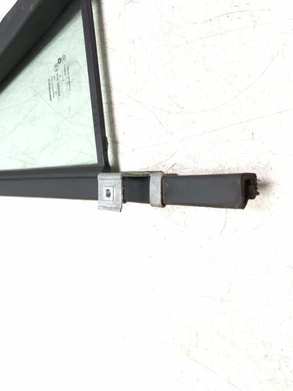 2010 Dodge Caliber Sxt Rear Door Vent Glass Passenger Side Right OEM