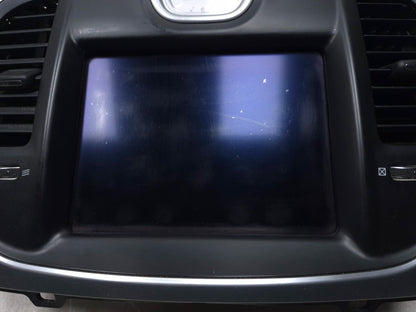 2018 Chrysler 300 Limited AWD Touch Screen W/ Center Dash Trim W/clock OEM