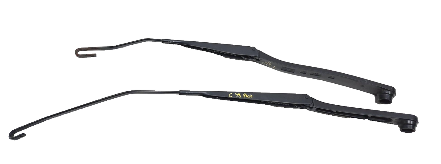 2015 Nissan Juke Windshield Wiper Arm Pair OEM