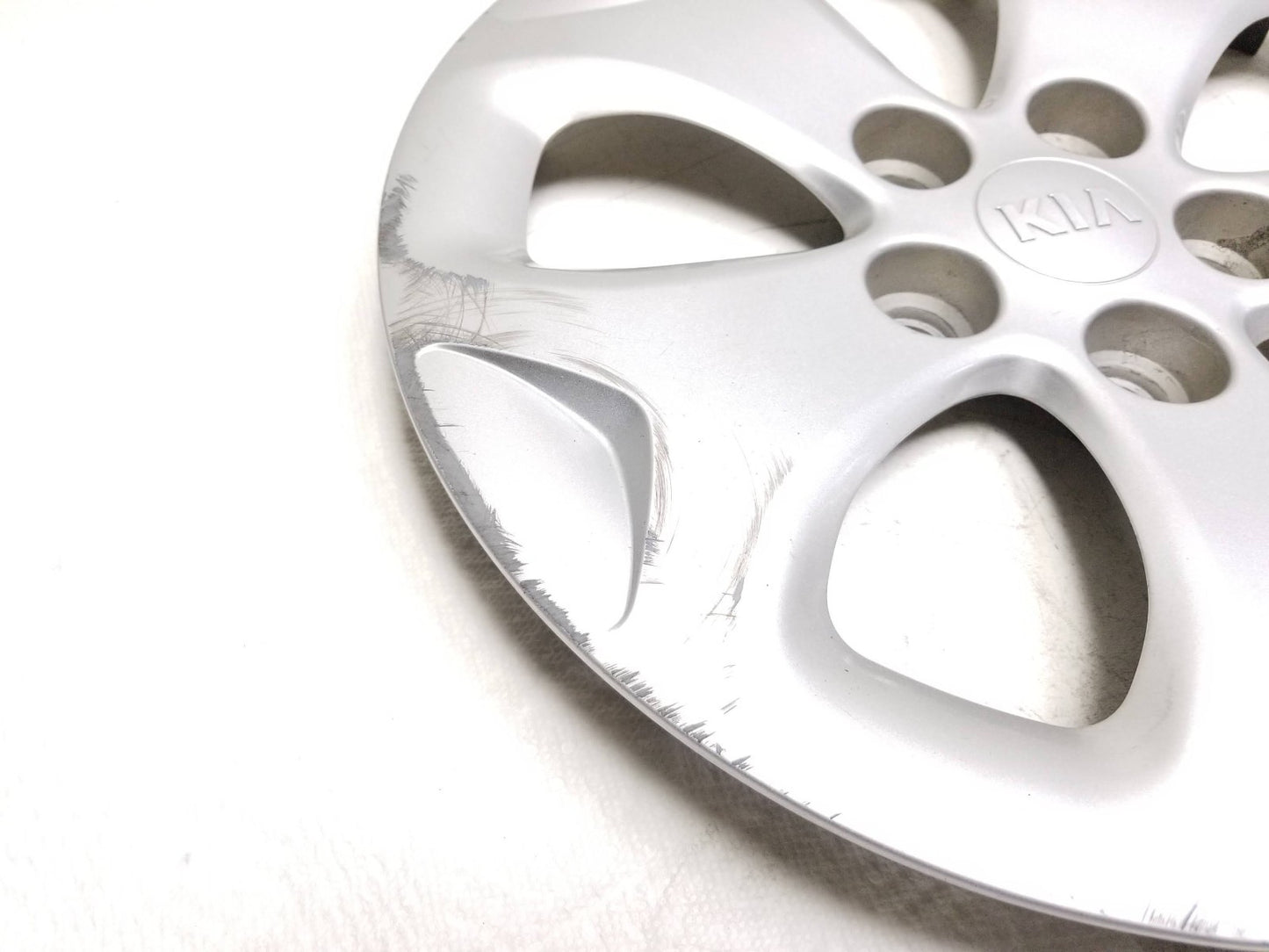 2014 - 2019 Kia Soul Hubcap Wheel Cover Pair OEM