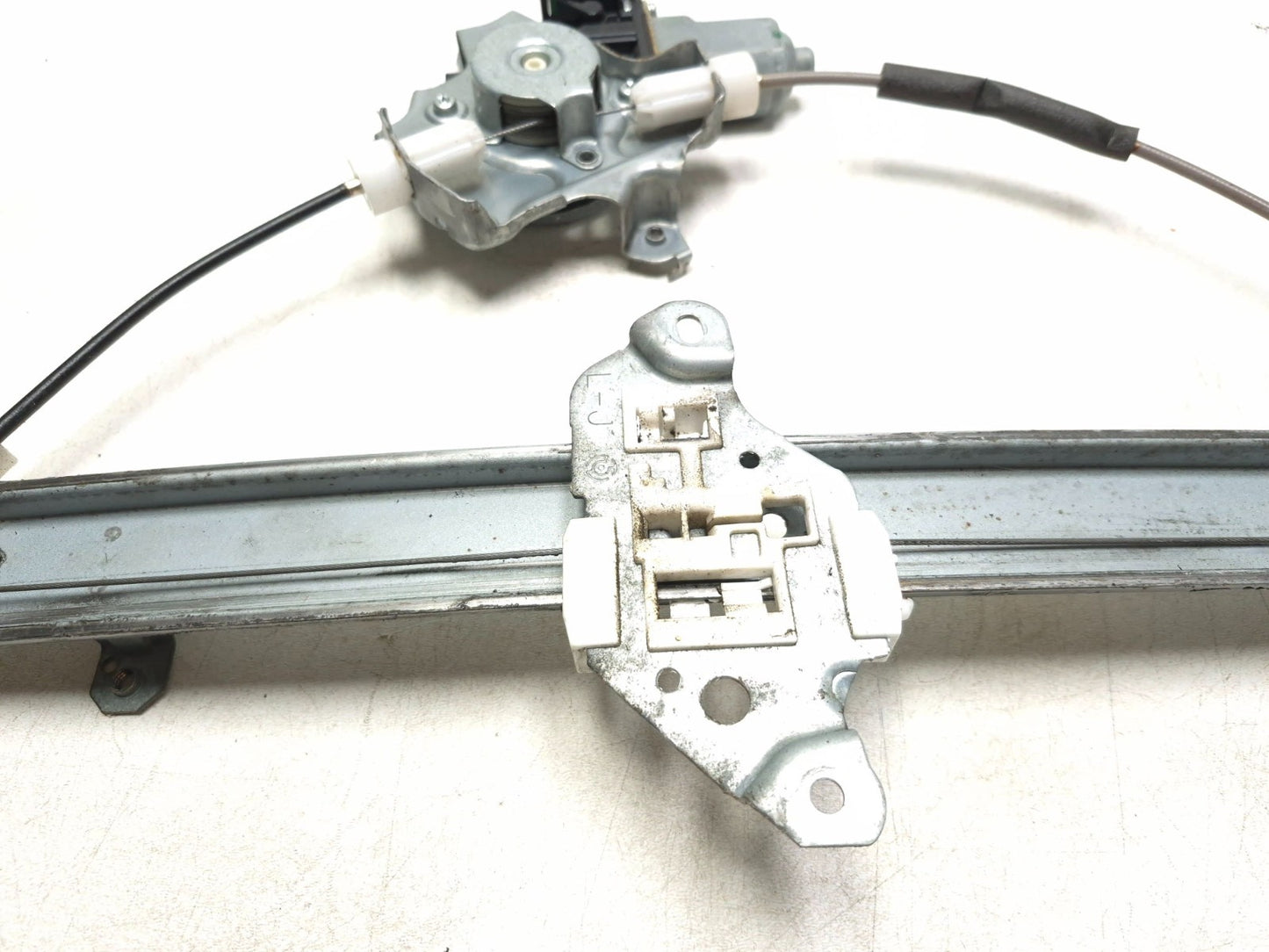 2015 Nissan Juke Window Regulator Motor Front Driver Side Left OEM