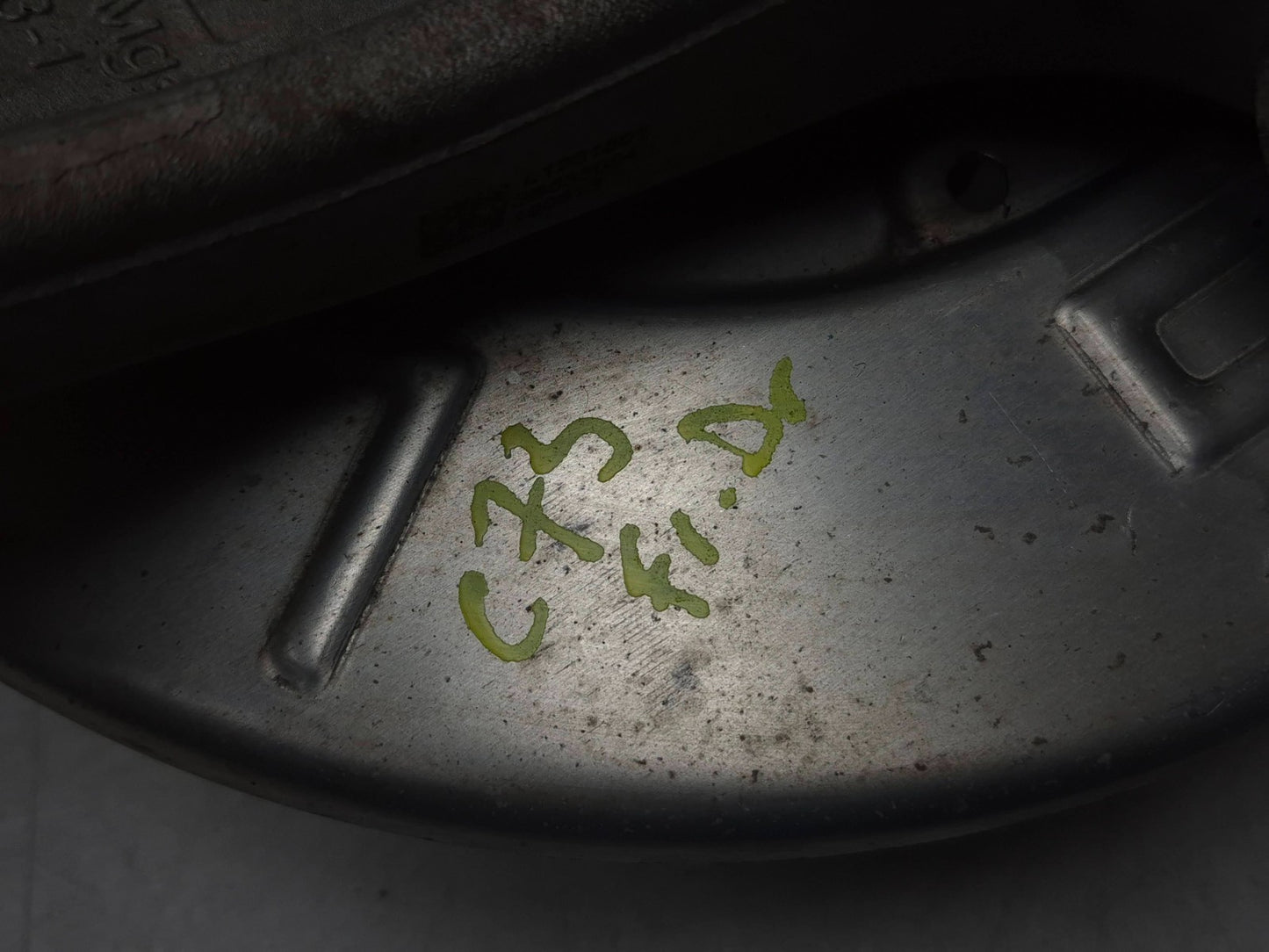 2019 Tesla Model 3 RWD Front Spindle Knuckle Wheel Hub Driver Side Left OEM