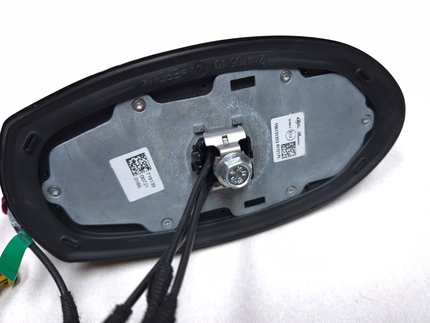 2021 Alfa Romeo Giulia Roof Shark Fin Antenna Oem✅