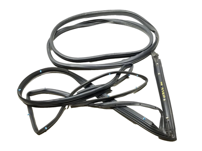 2004 - 2008 Acura Tl Front Door Weatherstrip Seal Passenger Side Right 2pcs OEM