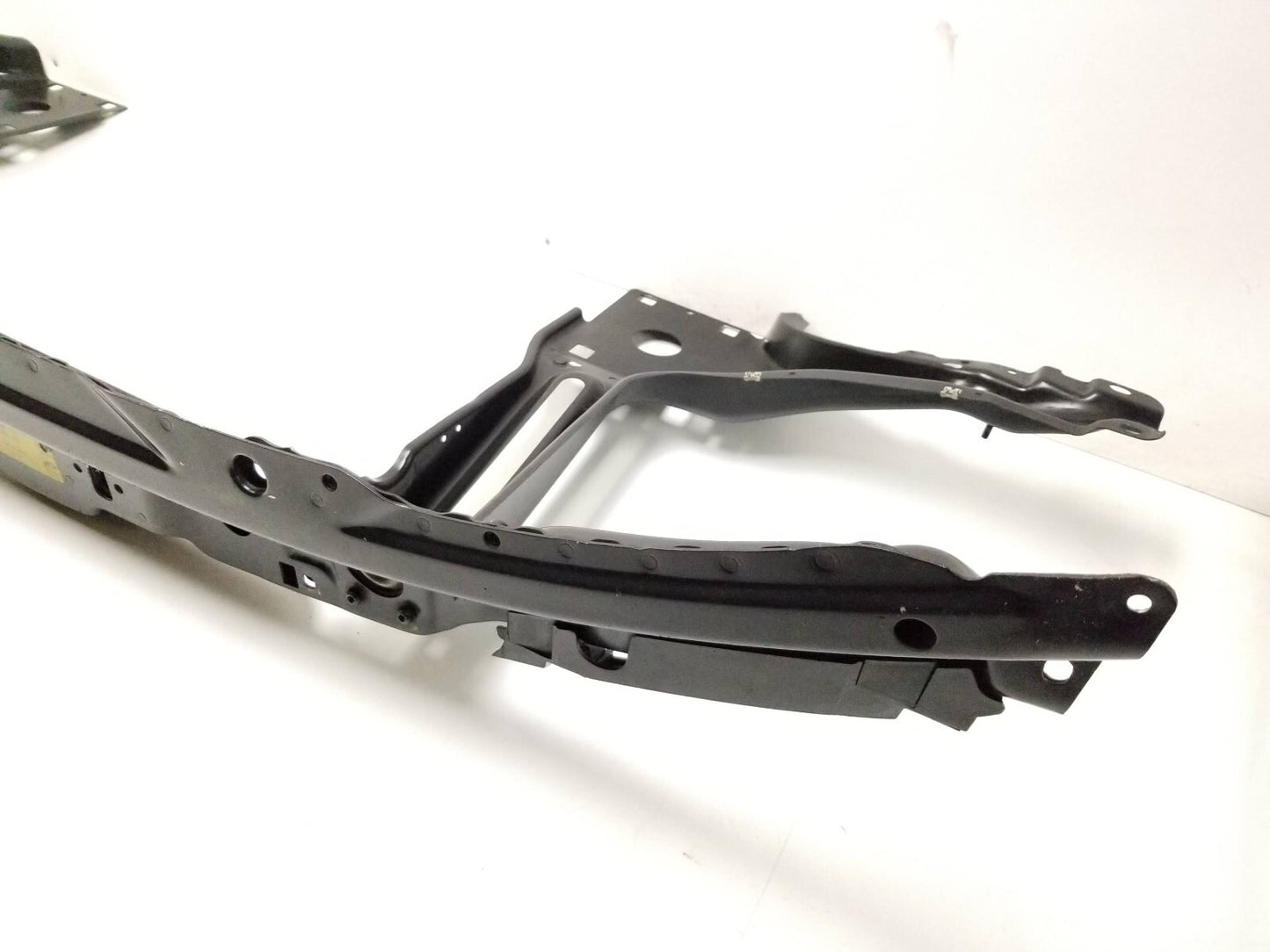 2007 Range Rover Upper Radiator Support Bracket OEM