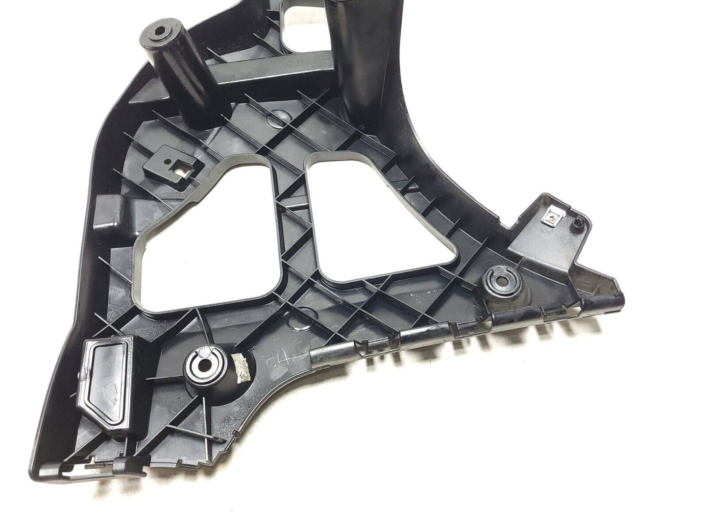 2009 - 2013 BMW X5 E70 Rear Bumper Mount Bracket Left & Right 2pcs OEM