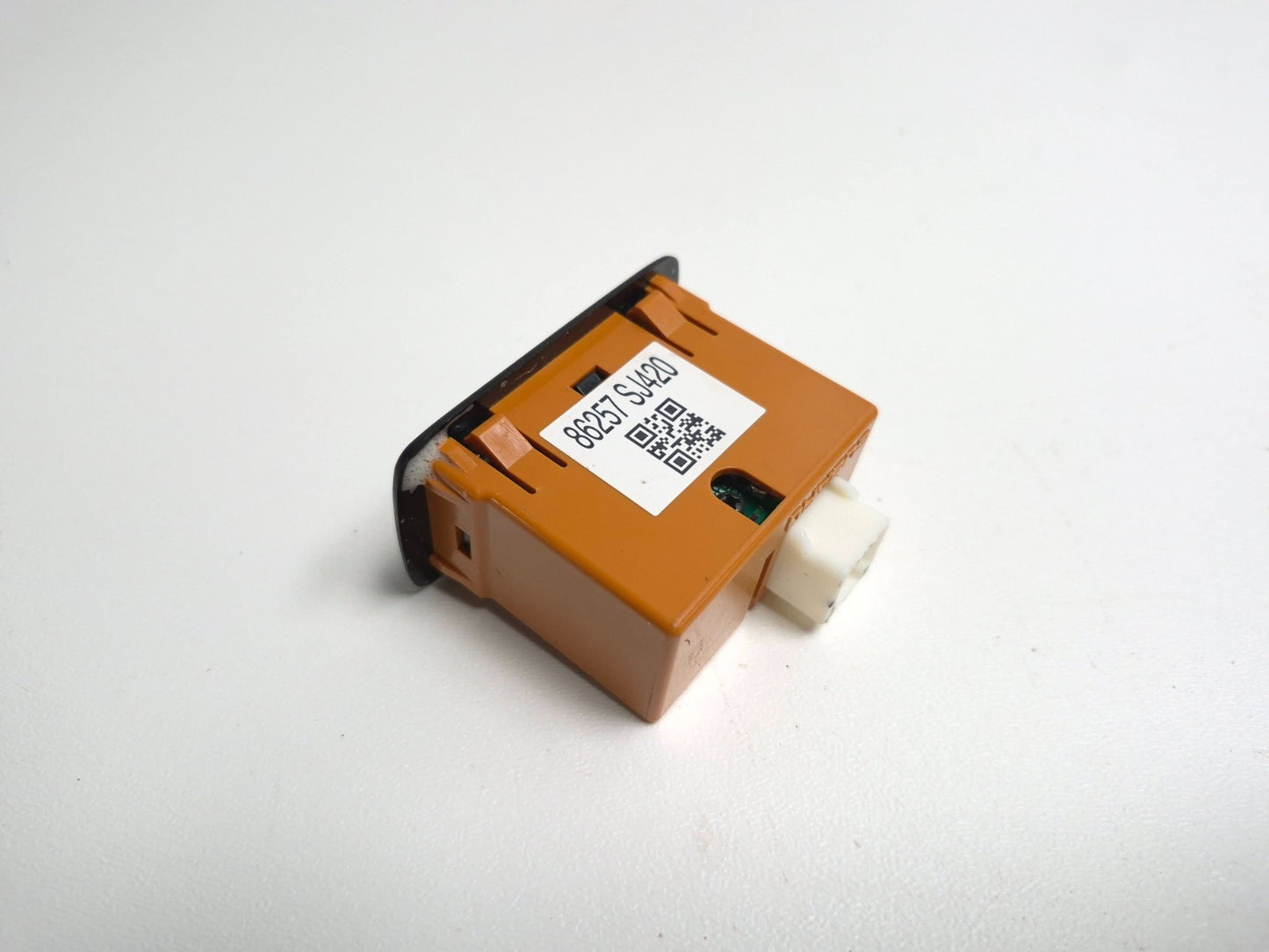 2022 Subaru Crosstrek Charger Input Port Adapter OEM