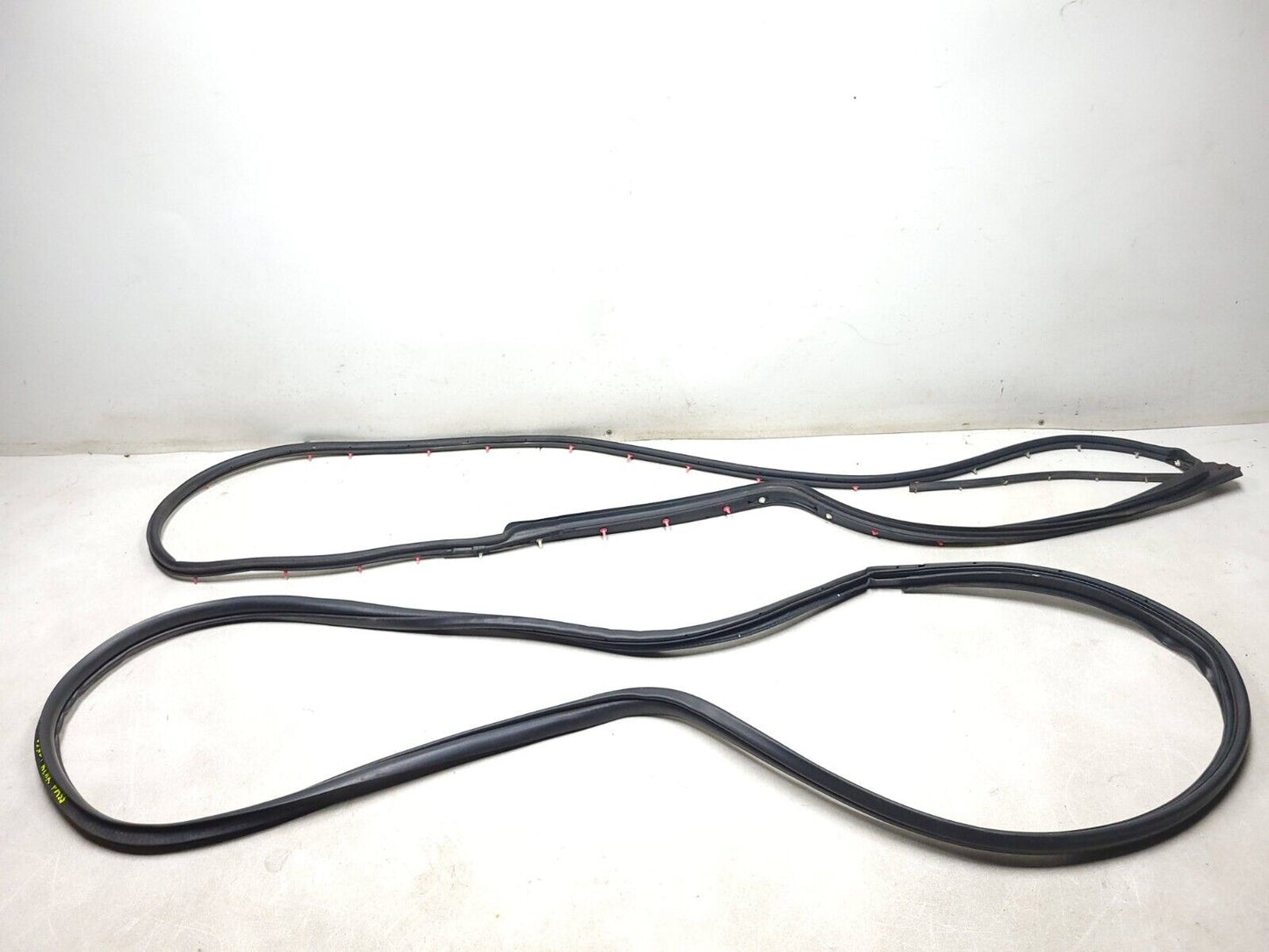 07-09 Mitsubishi Outlander Door Weatherstrip Seal Rear Passenger Side 2pcs OEM