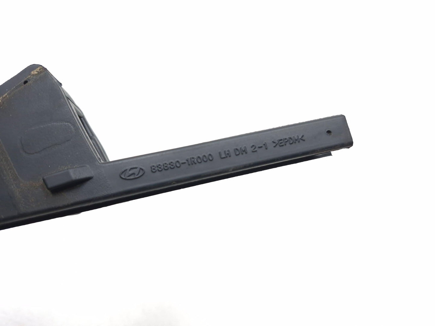 2014 Hyundai Accent Door Exterior corner molding Rear Driver OEM