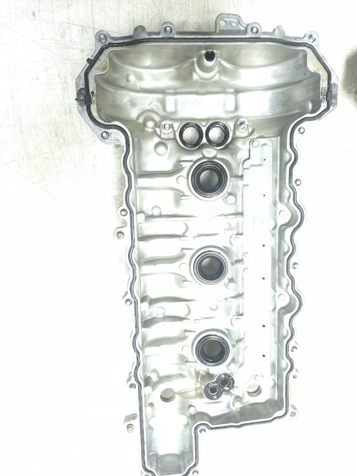2017 Cadillac Xt5 Valve Cover Left & Right 3.6l OEM