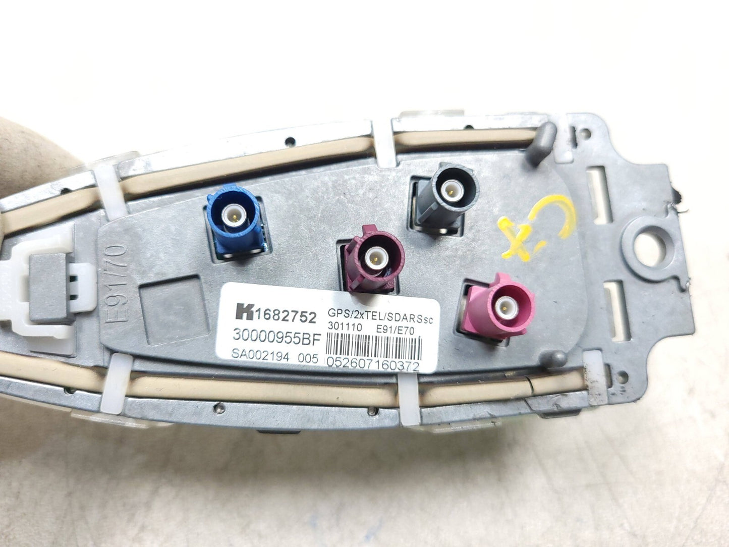 2007 - 2013 BMW E70 X5 Roof Shark Fin Antenna OEM