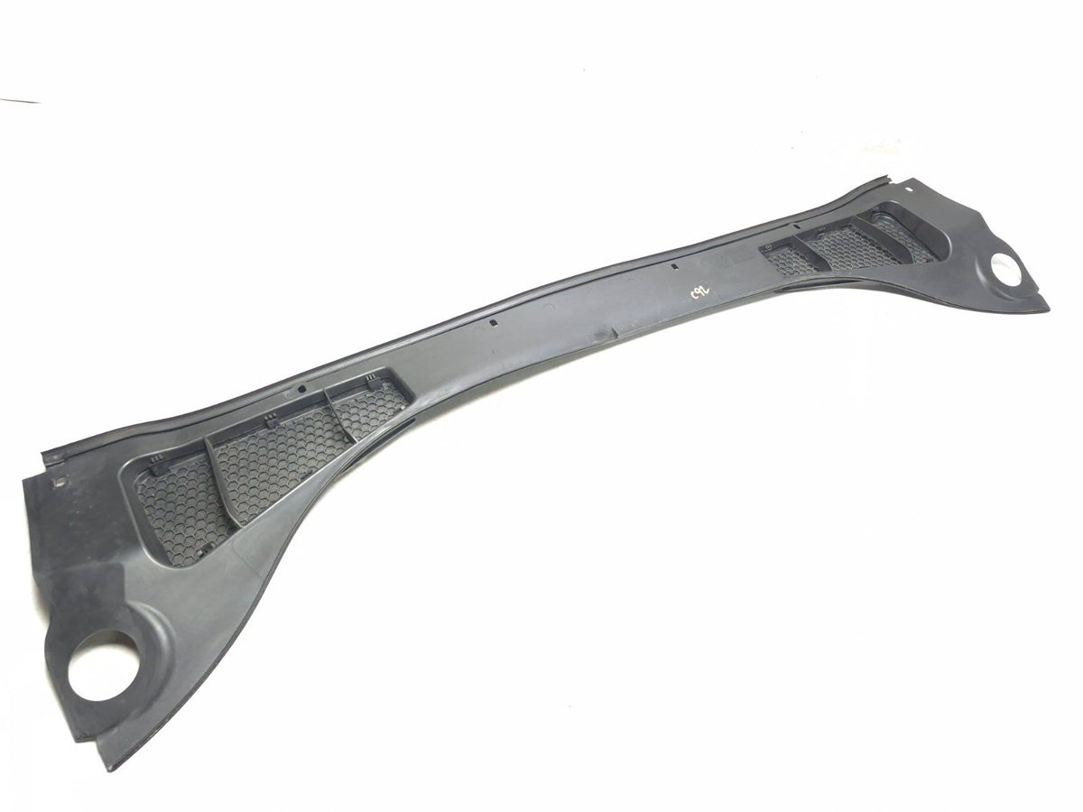 2013 Ford Focus Front Windshield Wiper Cowl Cover Vent Panel OEM