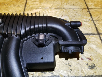 2007 Volvo S40 2.4l Upper Intake Manifold OEM