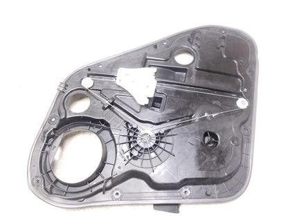 2015 Kia Soul Window Regulator Rear Passenger OEM 83481-b2010rr