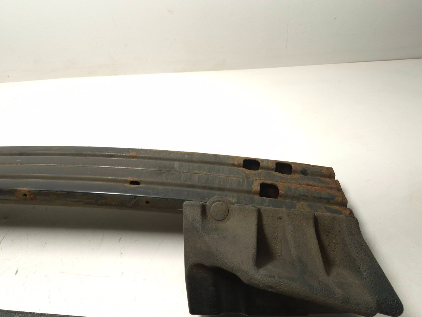 2018 Nissan Altima Rear Bumper Reinforcement & Foam OEM