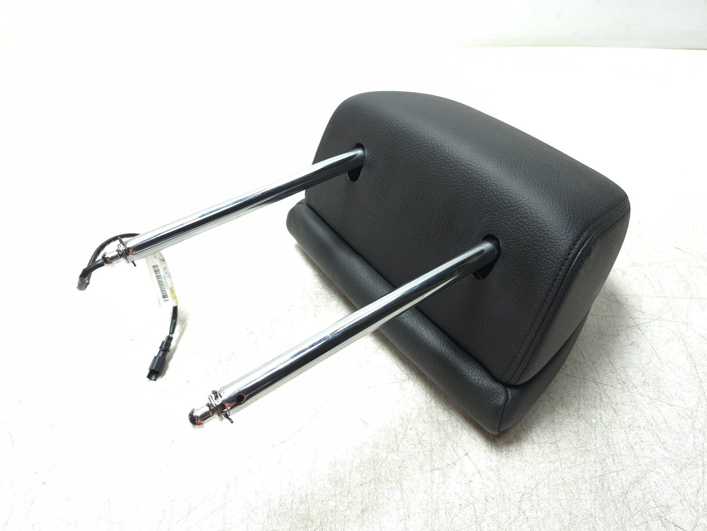 2008 BMW X6 Front Left Headrest Black Leather Nevada OEM