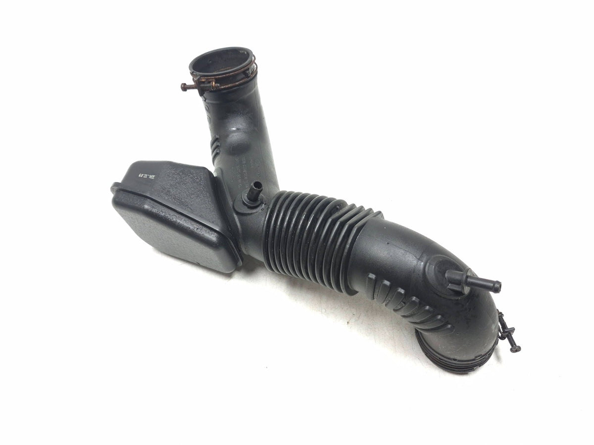 2015 Kia Optima 2.4l Air Intake Tube 28130-3s160 OEM