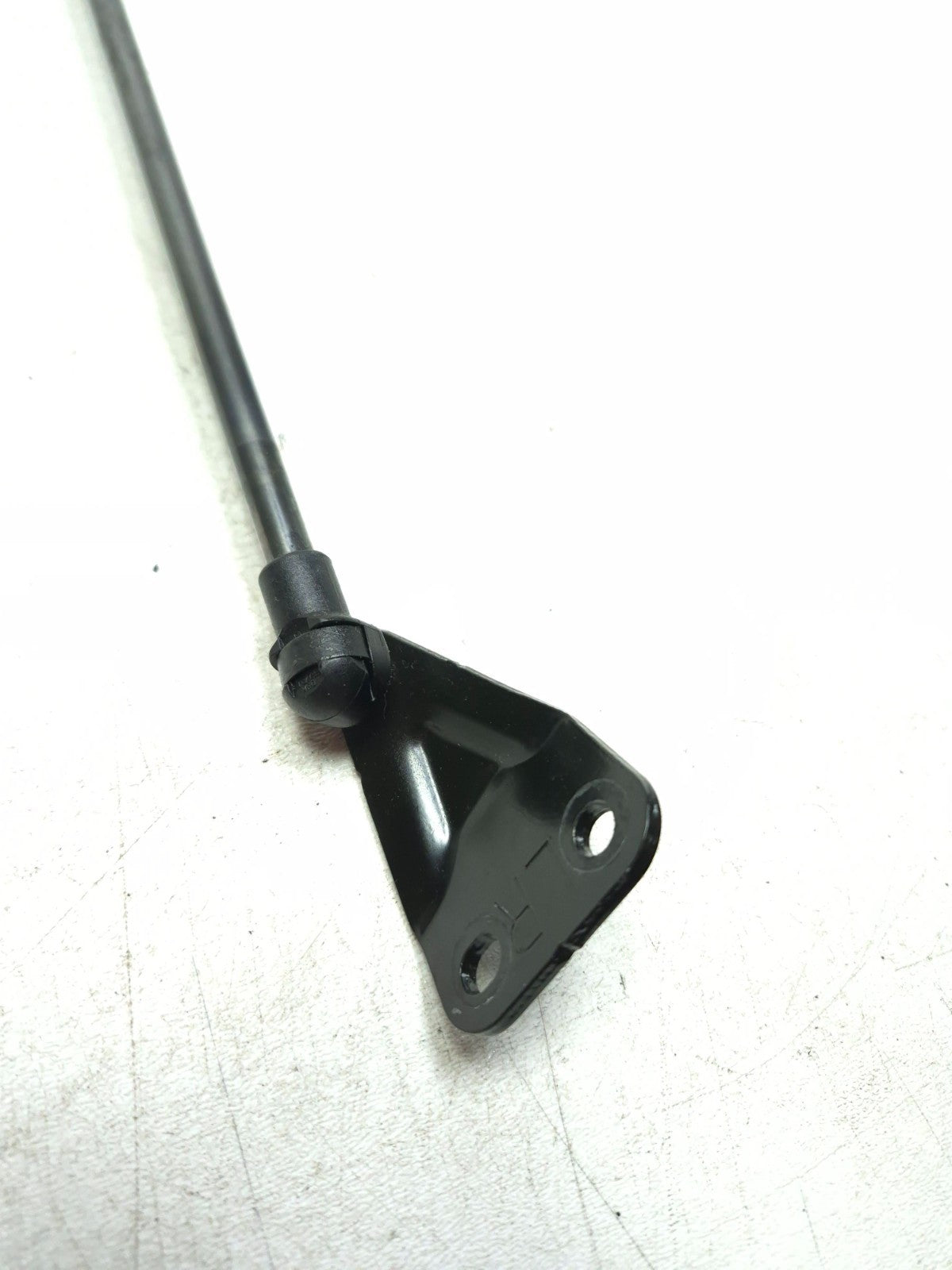 2015 Nissan Juke Trunk Lid Shock Strut Support Pair OEM