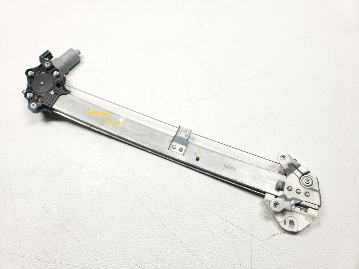 2015 Honda Accord Front Passenger Door Window Regulator W/ Motor OEM