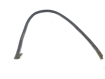09-14 Hyundai Genesis Door Weatherstrip Seal Front Passenger Side Righ OEM Sedan