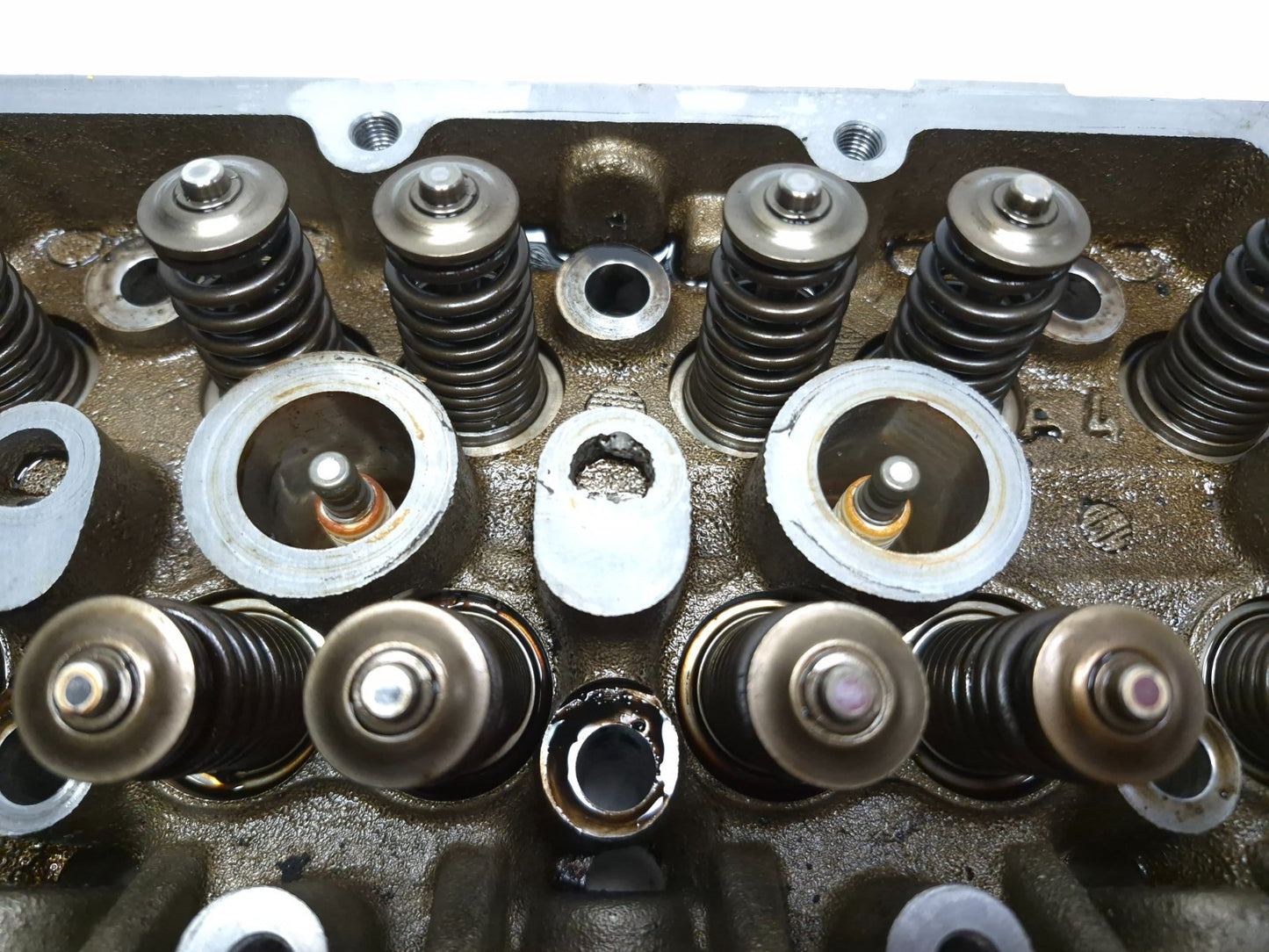 2014 Fiat 500l Engine Cylinder Head 55248278 OEM