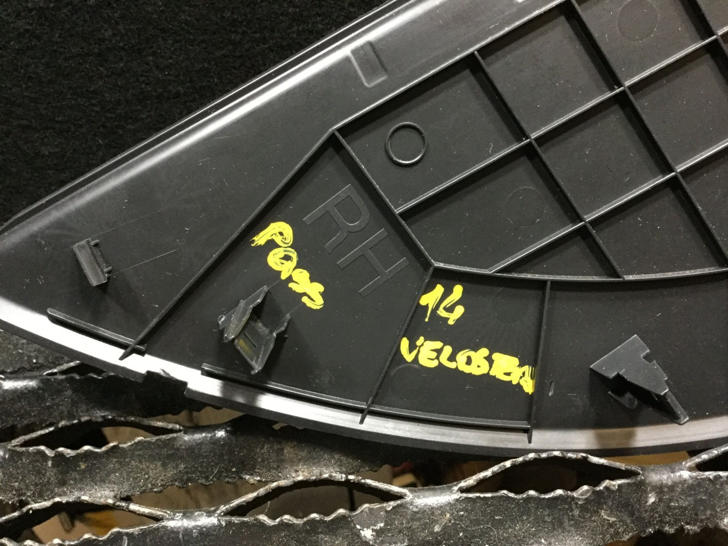 11 12 13 14 15 Hyundai Veloster Passenger Dash End Cap Trim Cover Right Side OEM