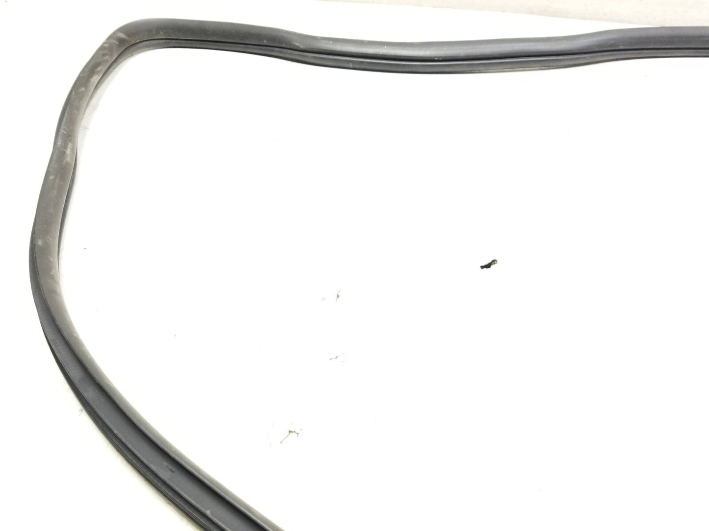 2011 - 2013 Kia Sportage Door Weatherstrip Seal Front Passenger Side Right OEM