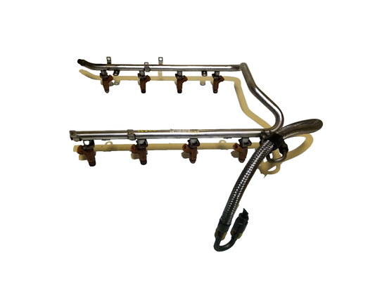 2004 Mercedes CL500 Fuel Rail OEM