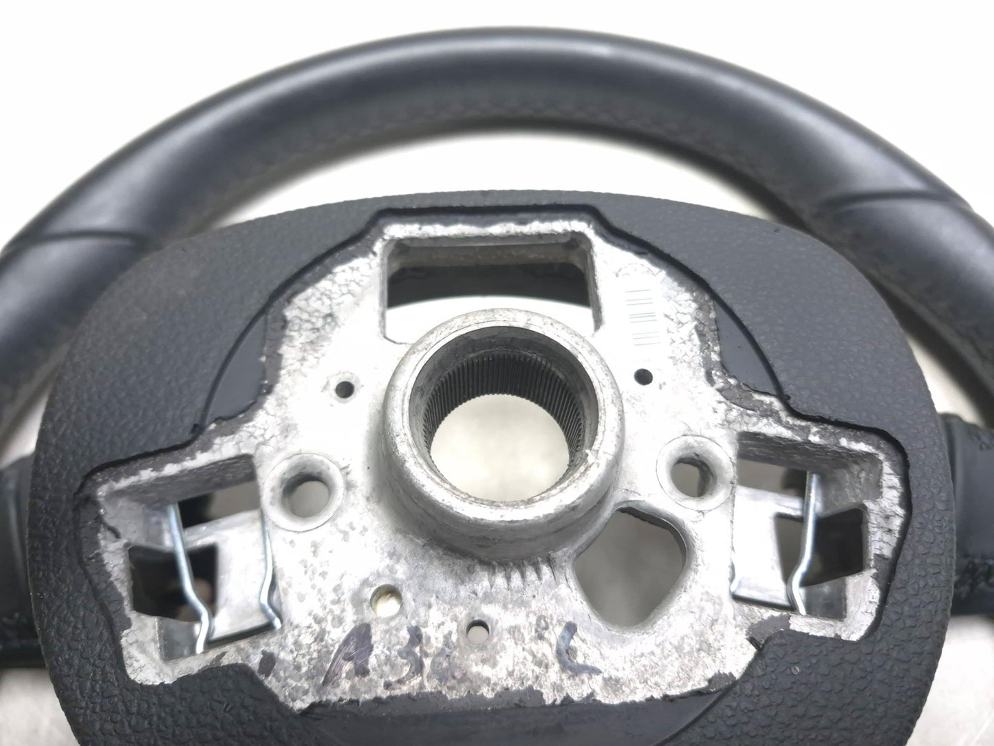 2014 Volkswagen Passat Leather Steering Wheel OEM
