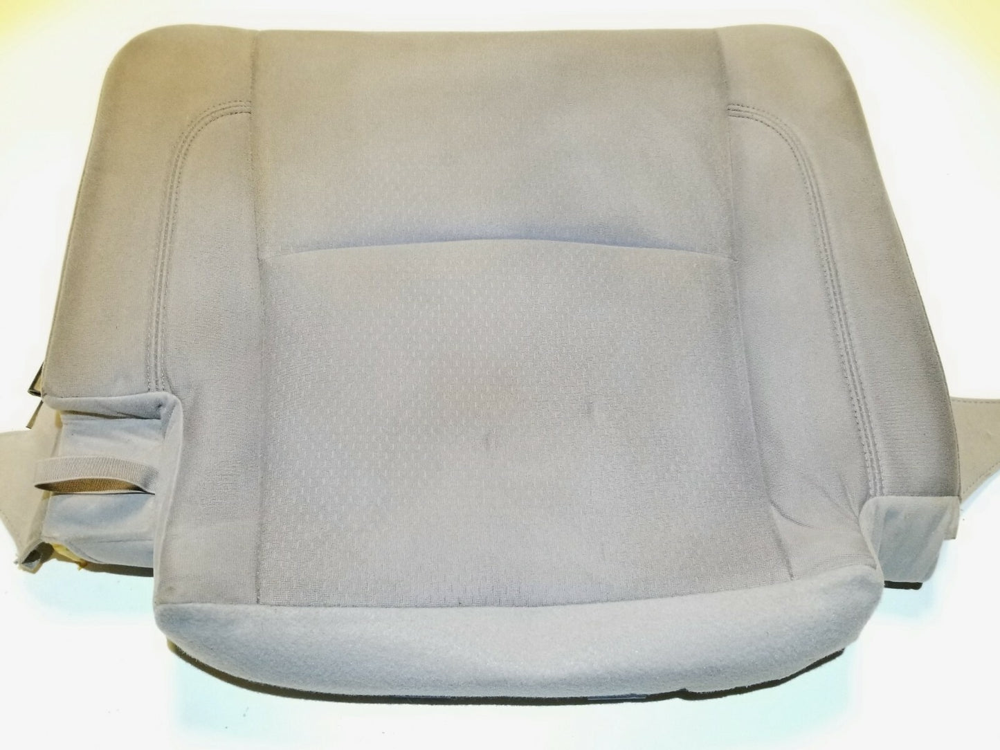 2011 Hyundai Veracruz Rear Passenger Seat Lower Cushion 3rd Row OEM