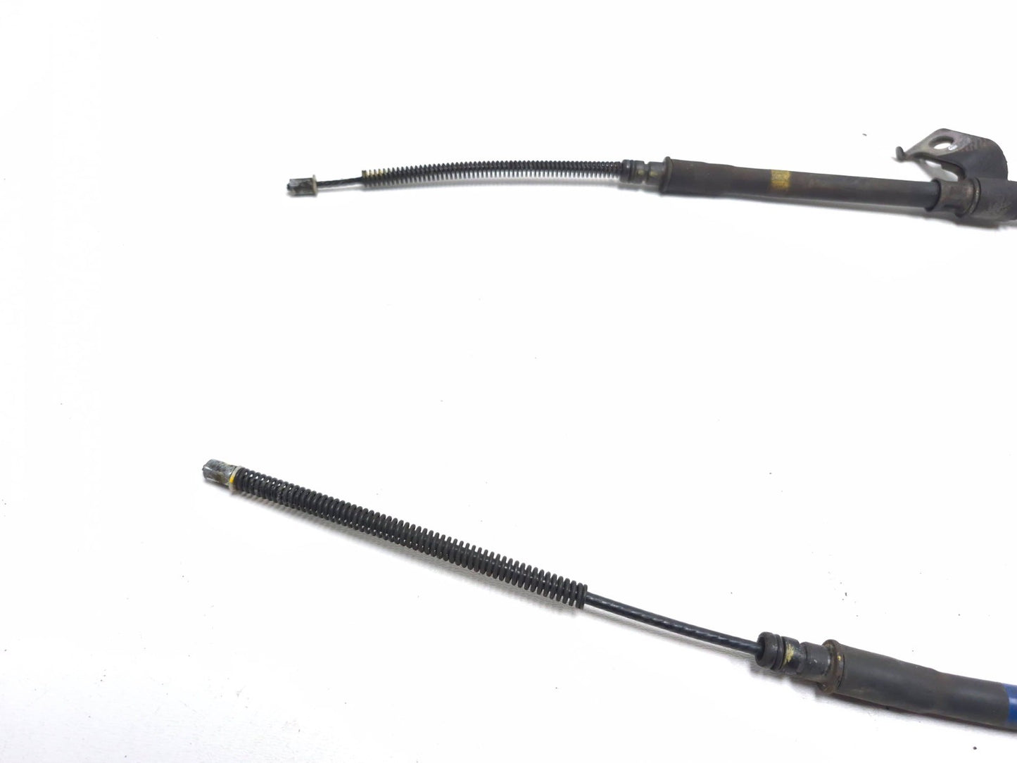 2014 Hyundai Accent Parking Brake Cable Assembly 2pcs OEM