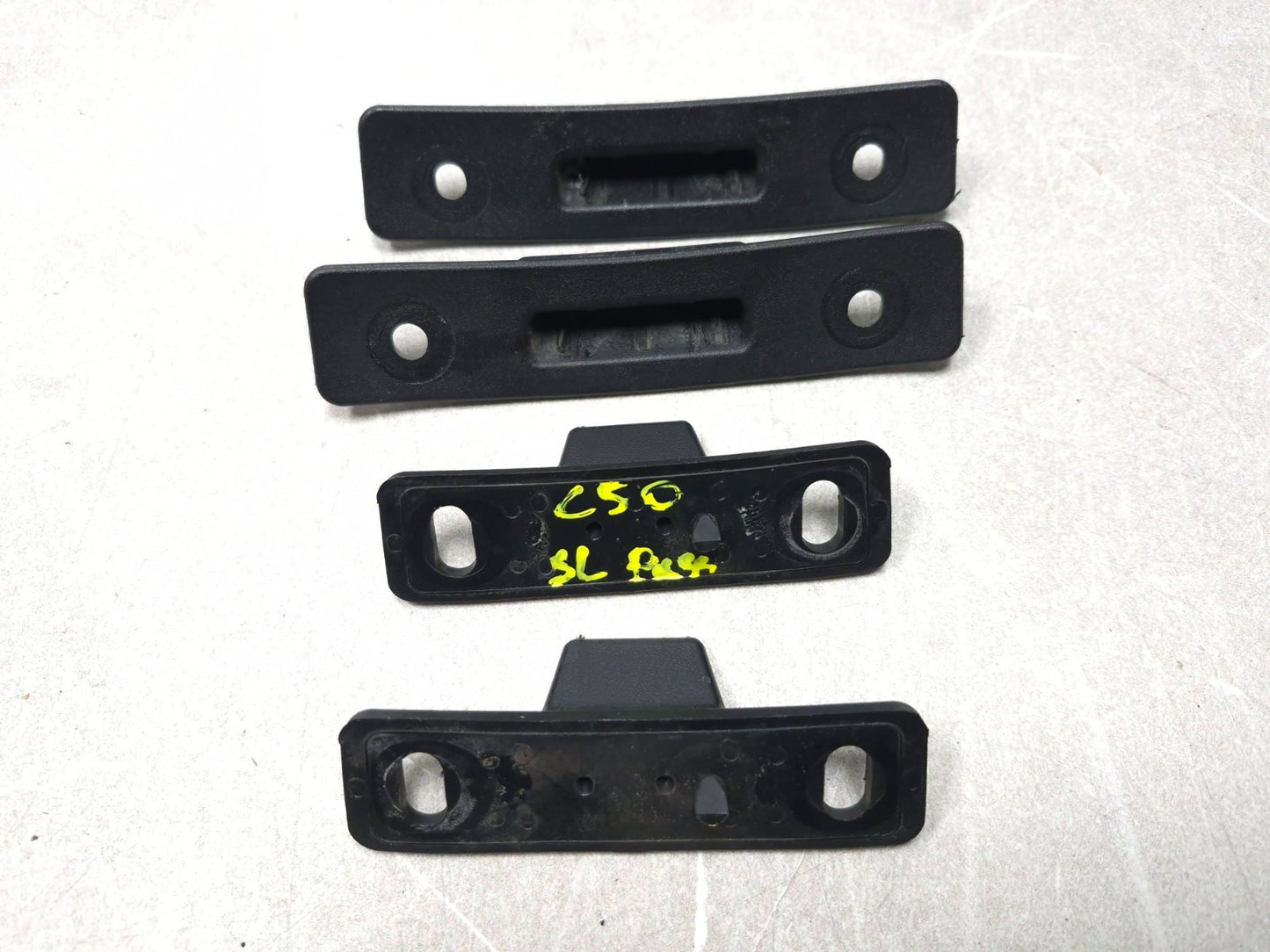 2013 Dodge Grand Caravan Sliding Door Stabilizer 04673926ab Passenger Side Oem✅