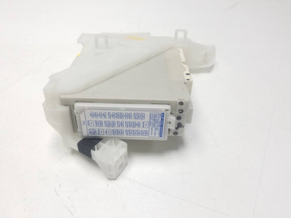 11-17 Lexus CT200h Cabin Fuse Box 82730-76021 OEM