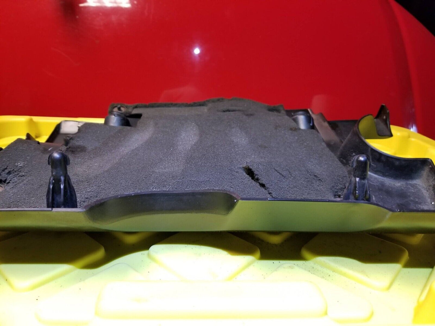 07 - 12 Nissan Sentra Engine Cover 2.0l OEM