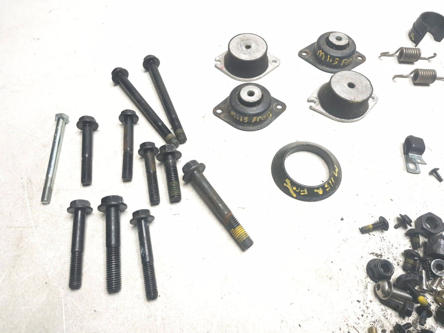 2023 Can-am Ryker 600 Lower Engine Motor Vibration Dampers 4 Pcs & Misc Bolt OEM
