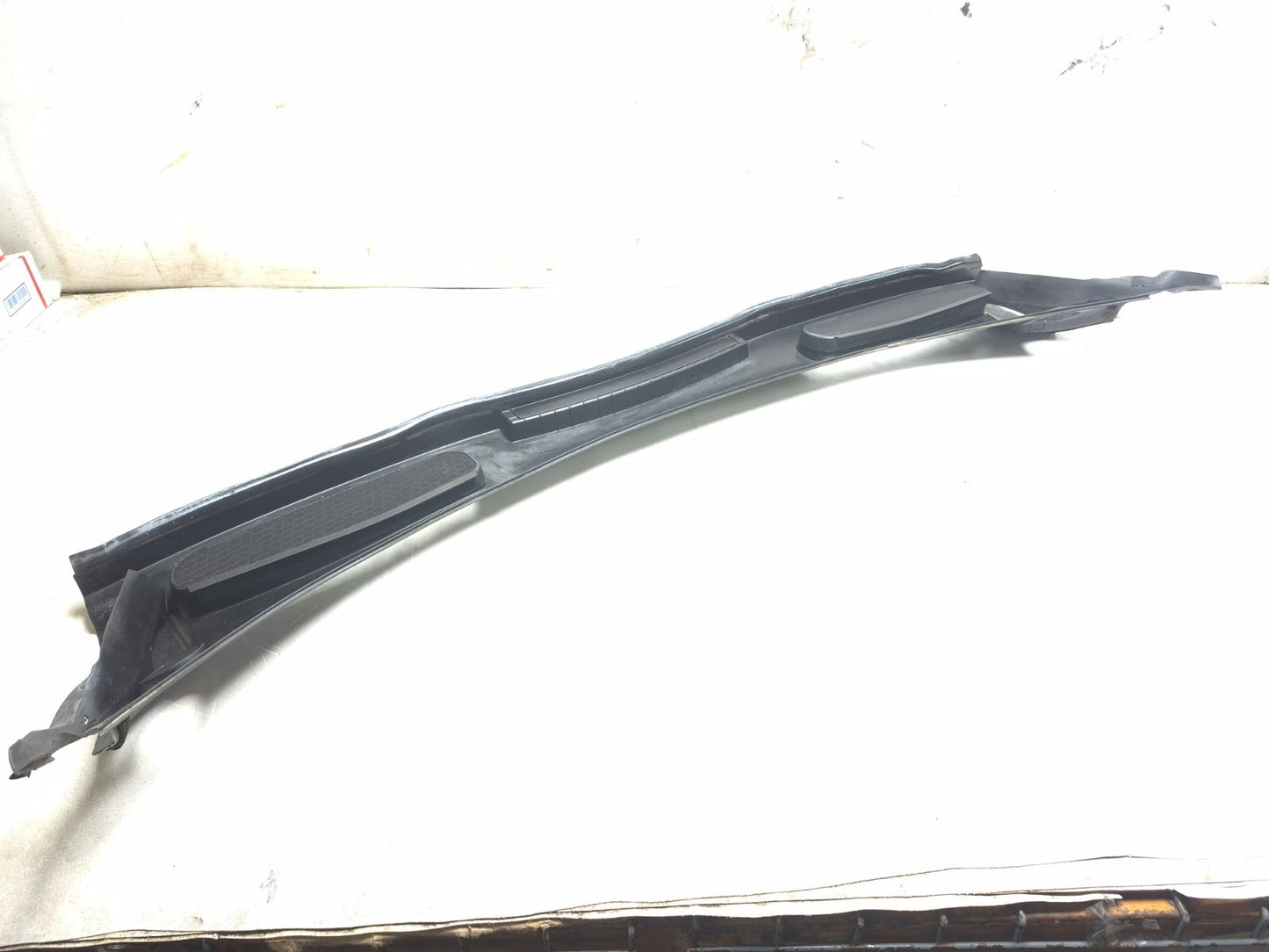 2016 Ford Transit Connect Front Windshield Cowl Grille Vent Panel Cover OEM