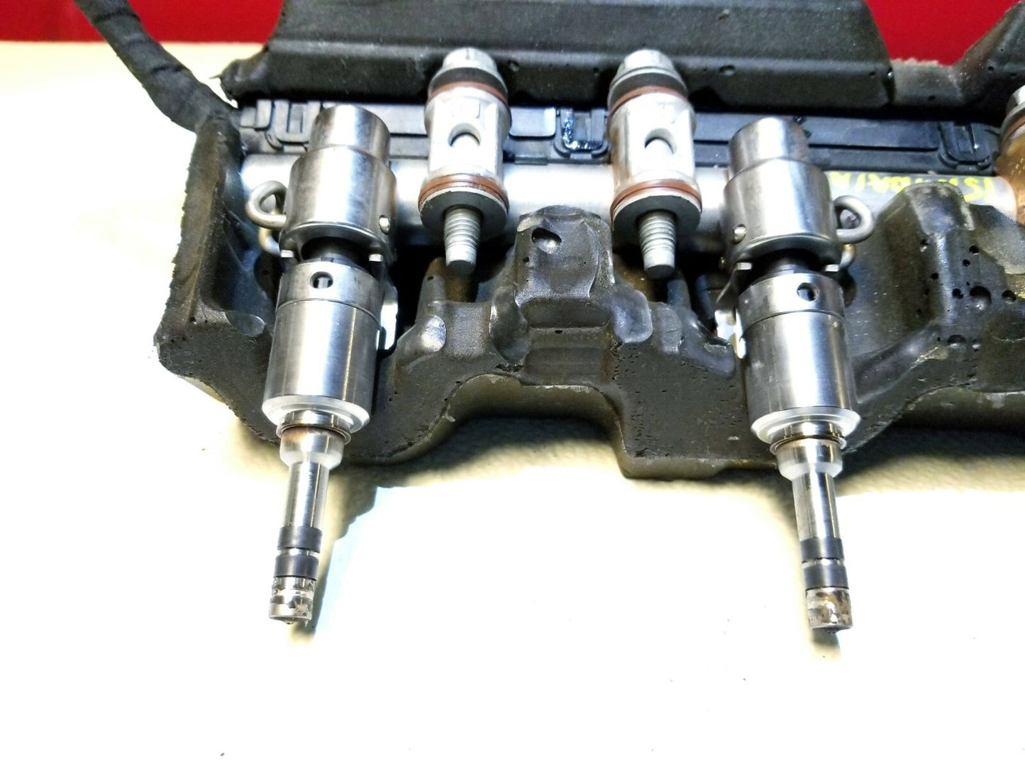 2016 Chevrolet Impala Fuel Rail W/ Injector 4pcs OEM