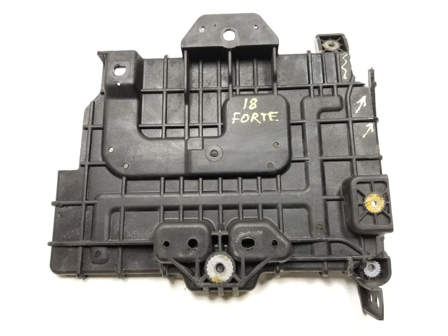 14 15 16 17 18 Kia Forte Battery Tray Holder OEM 49k Miles